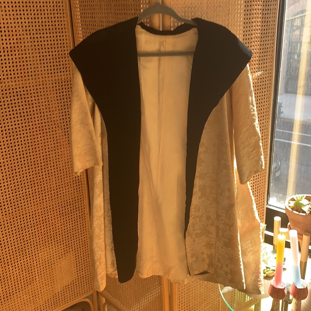 Vintage Globe Cape